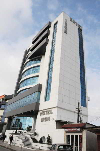 Iron Hotel Hokmeli Exterior foto